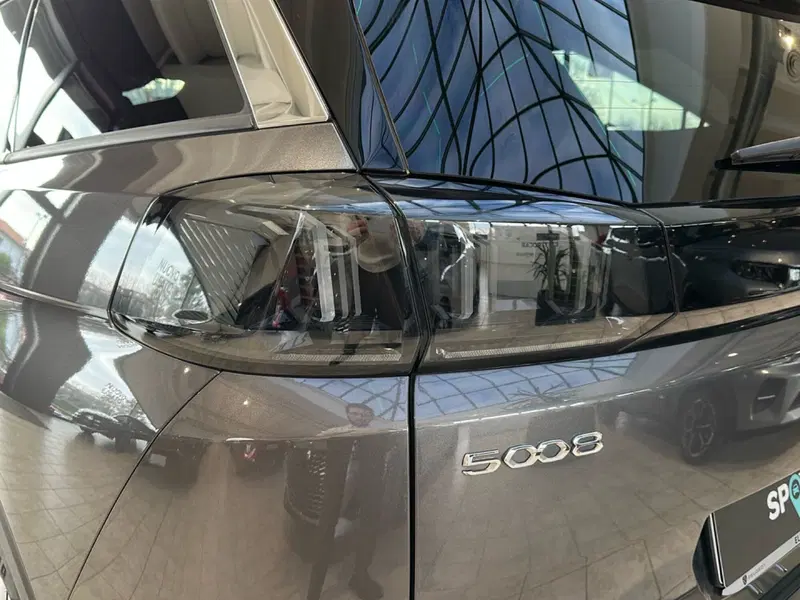 Peugeot 5008 usata a Vicenza (10)