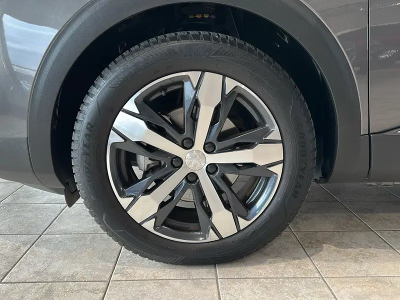 Peugeot 5008 usata a Vicenza (13)