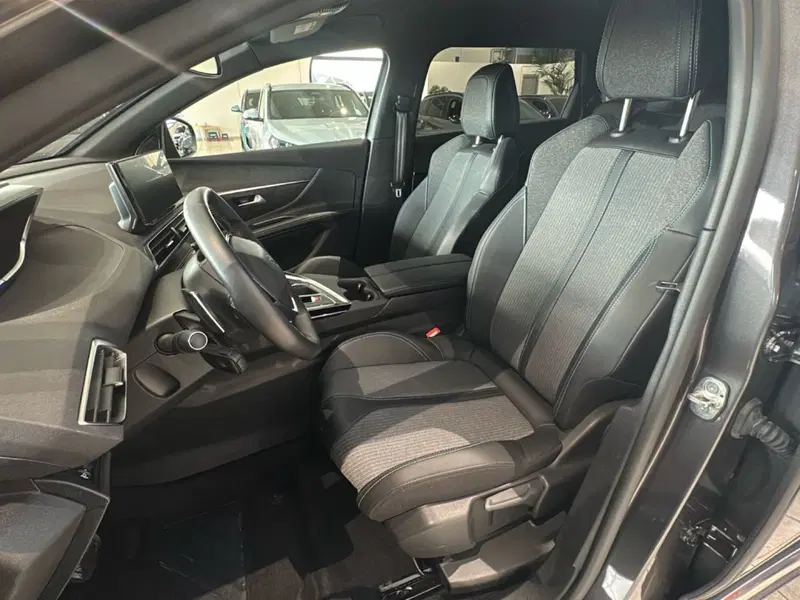Peugeot 5008 usata a Vicenza (14)