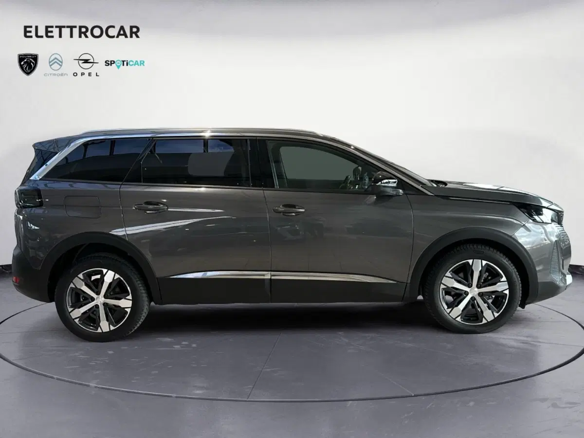 Peugeot 5008 usata a Vicenza (7)