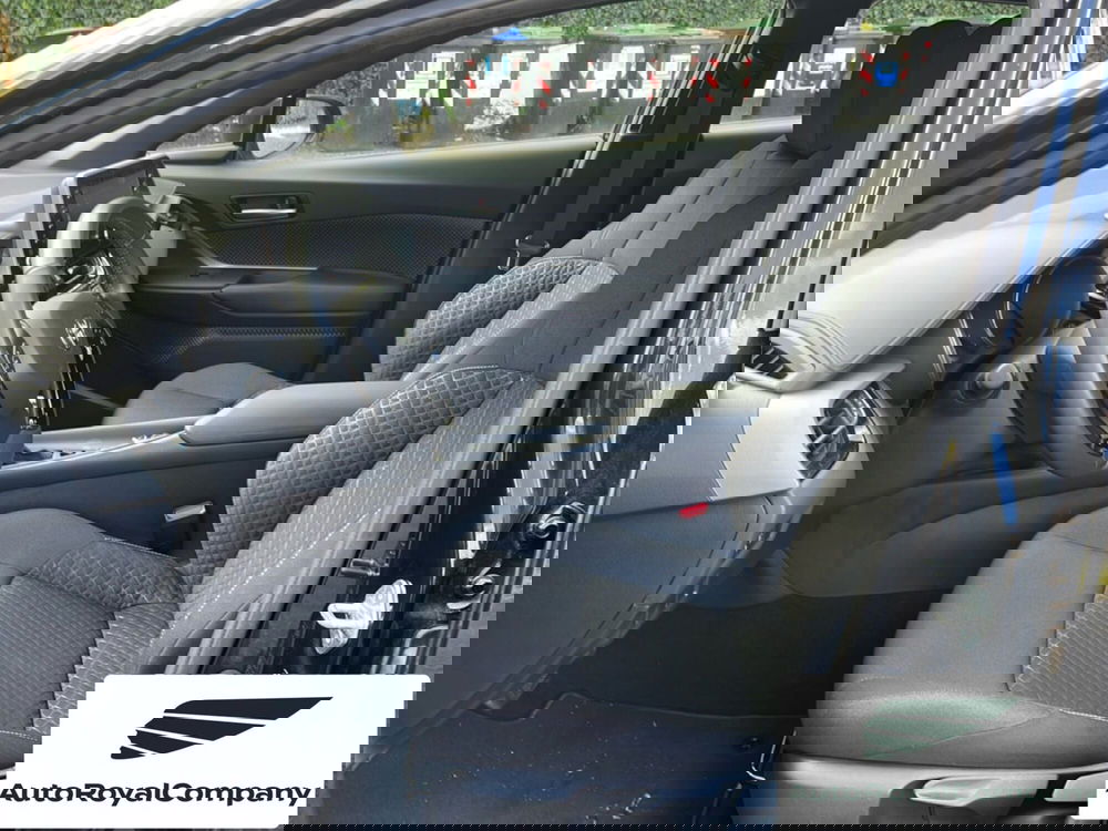 Toyota Toyota C-HR usata a Roma (10)