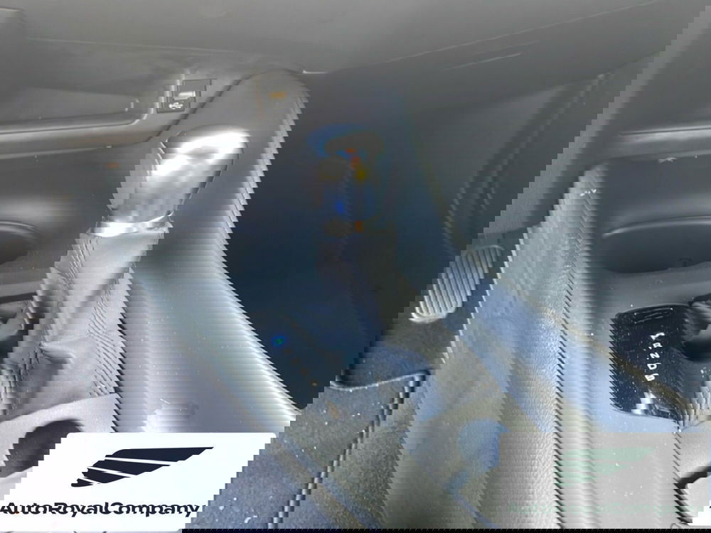 Toyota Toyota C-HR usata a Roma (14)