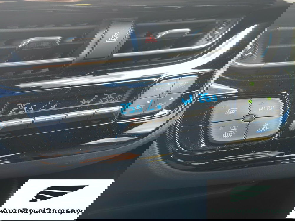 Toyota Toyota C-HR usata a Roma (17)