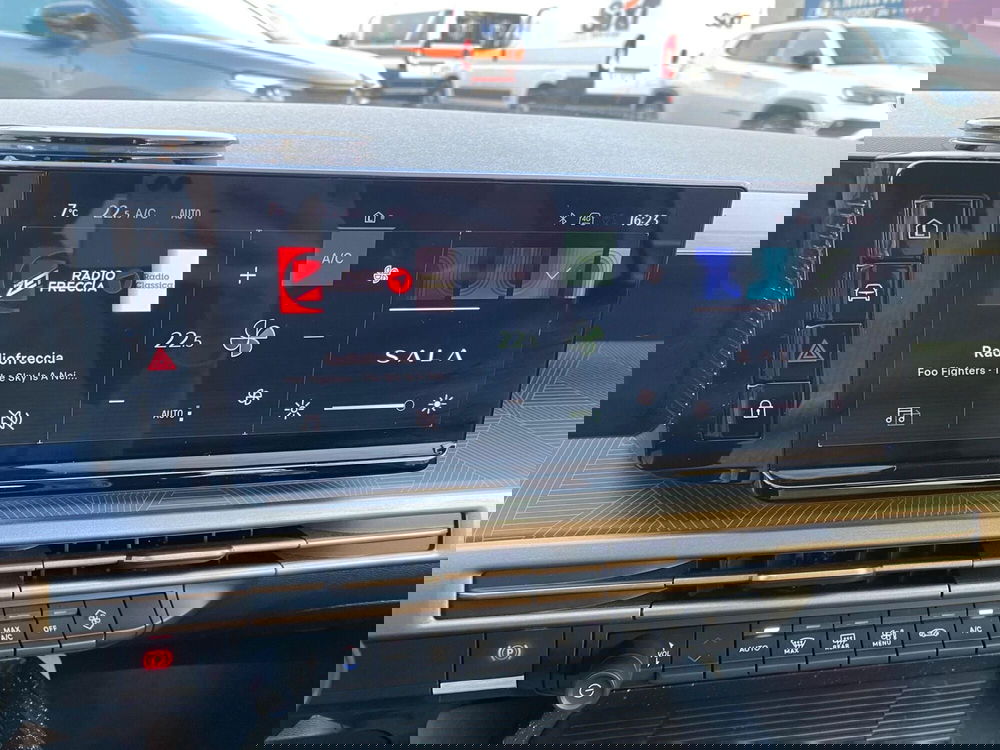 Lancia Ypsilon usata a Milano (16)