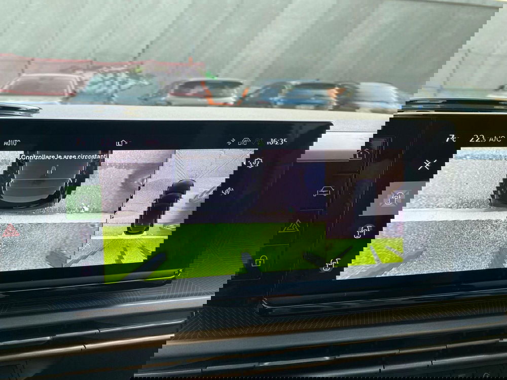 Lancia Ypsilon usata a Milano (17)