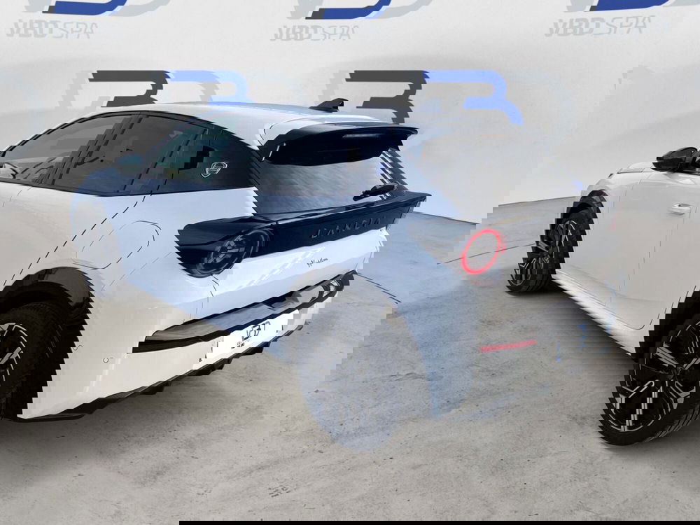 Lancia Ypsilon usata a Milano (3)