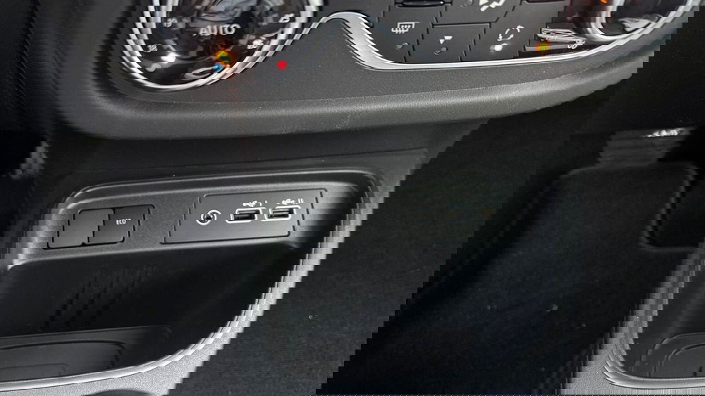 Renault Twingo nuova a Padova (19)