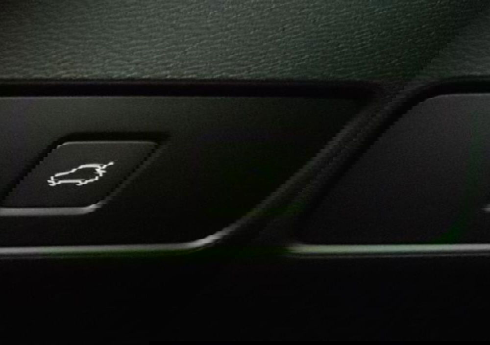 Volvo EC40 nuova a Modena (20)