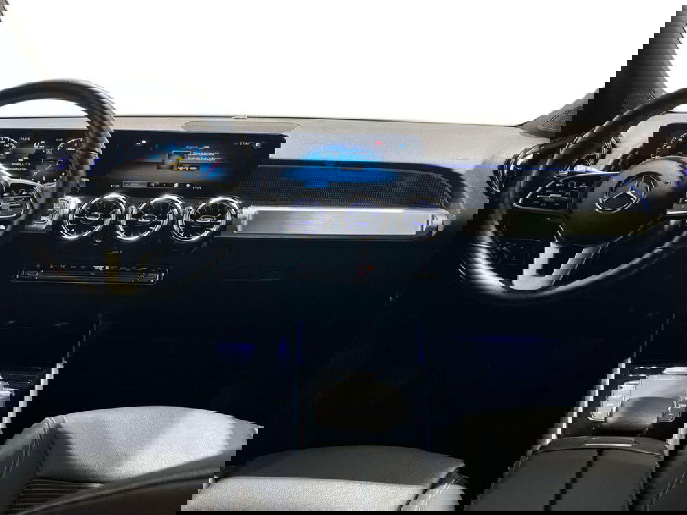 Mercedes-Benz GLB usata a Napoli (11)