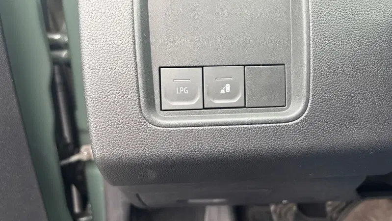 Dacia Duster usata a Padova (15)