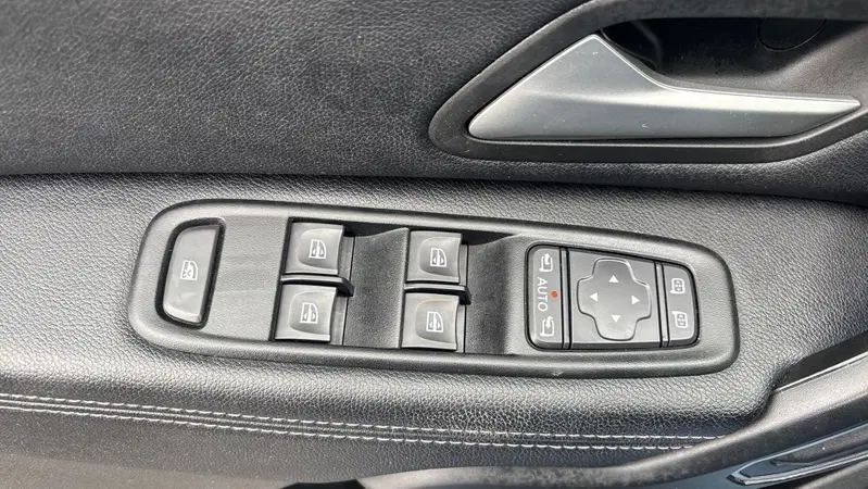 Dacia Duster usata a Padova (16)