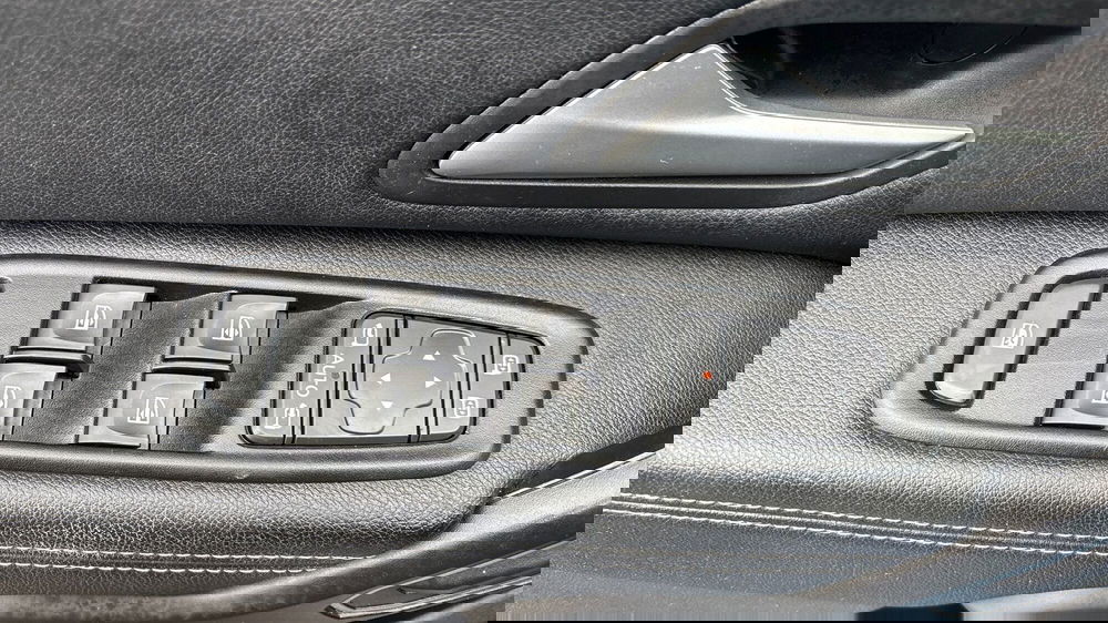 Dacia Duster usata a Padova (16)