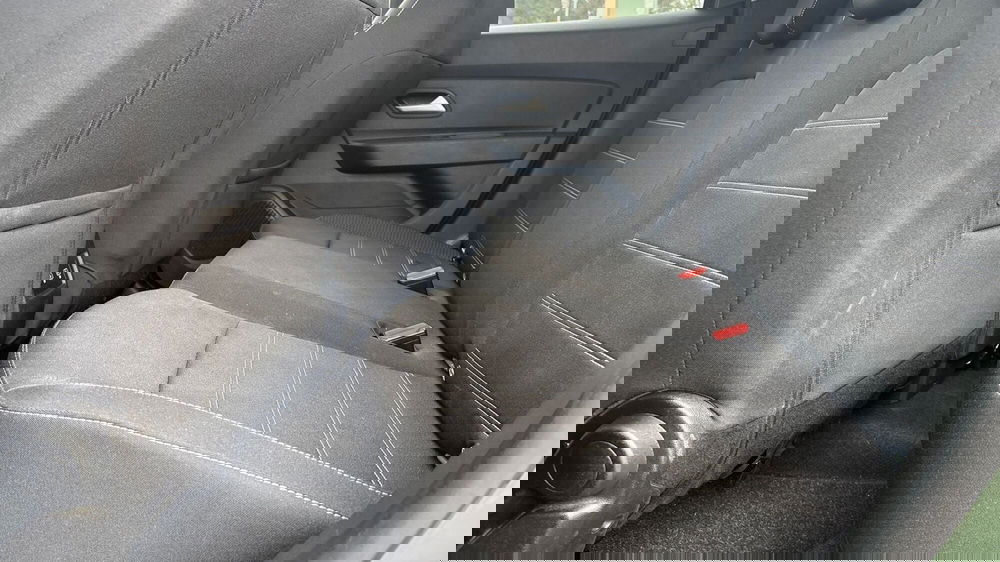 Dacia Duster usata a Padova (20)