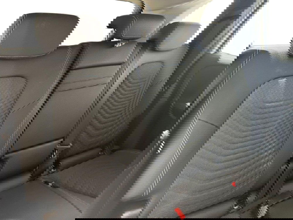 Mercedes-Benz GLB usata a Napoli (17)