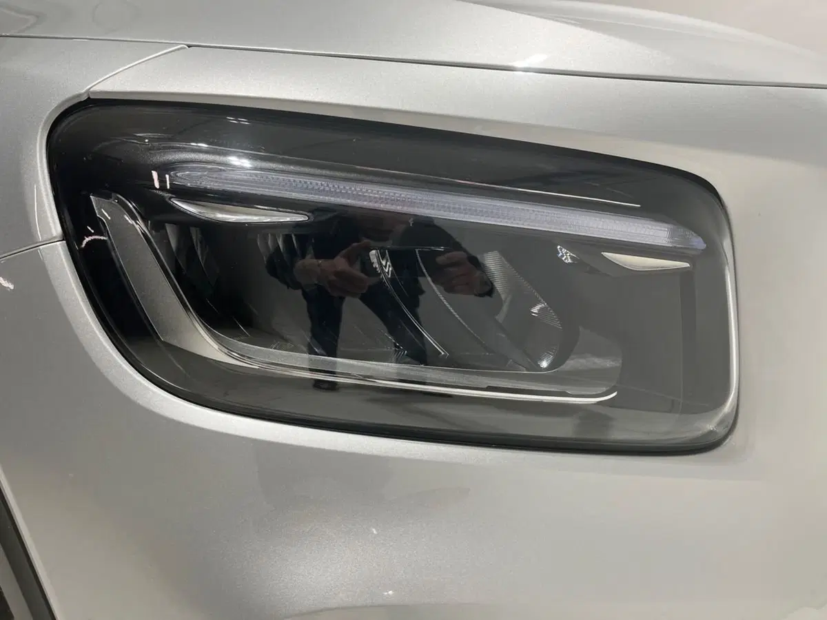 Mercedes-Benz GLB usata a Napoli (9)
