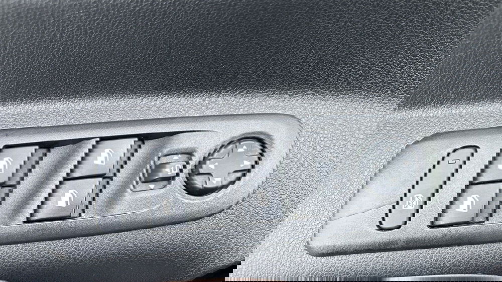 Peugeot Rifter usata a Padova (16)