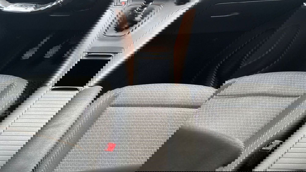 Peugeot Rifter usata a Padova (18)