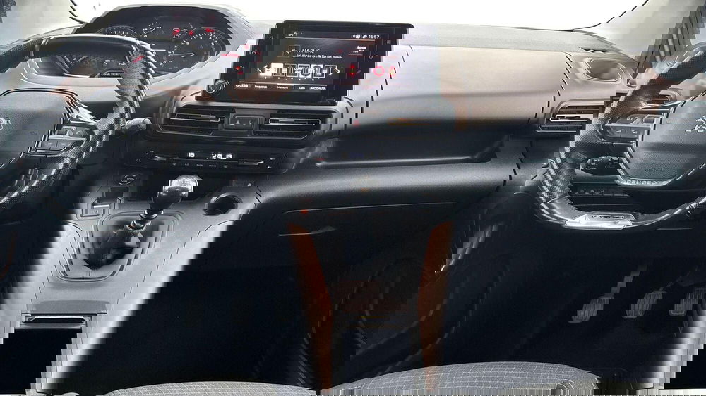 Peugeot Rifter usata a Padova (7)