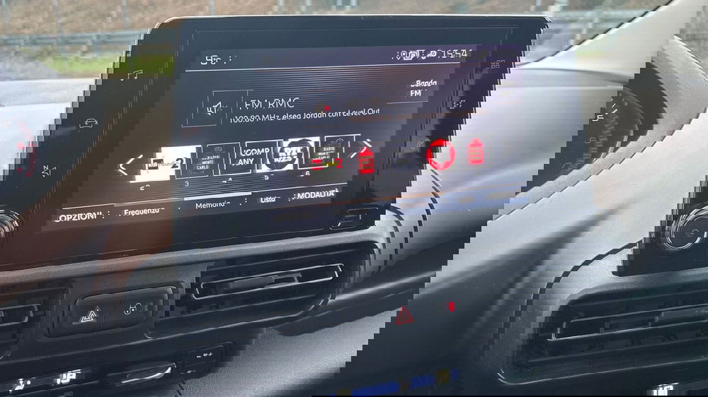 Peugeot Rifter usata a Padova (9)