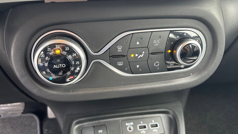 Renault Twingo usata a Padova (12)