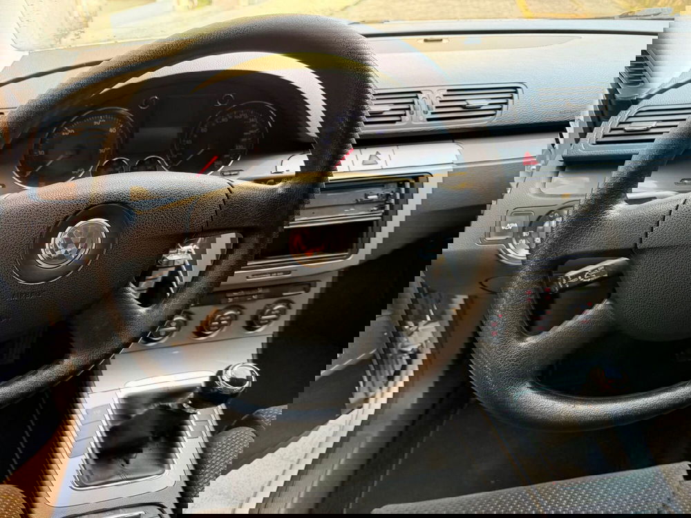 Volkswagen Passat Variant usata a Genova (10)