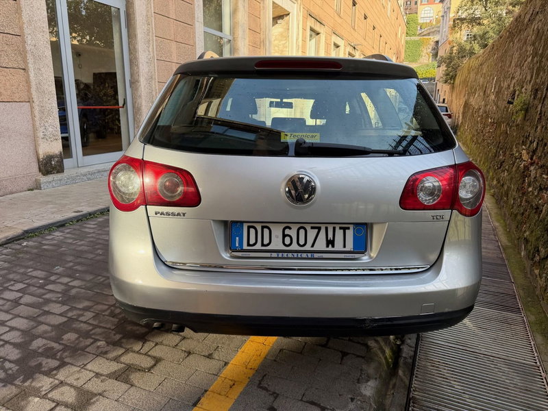 Volkswagen Passat Variant usata a Genova (4)