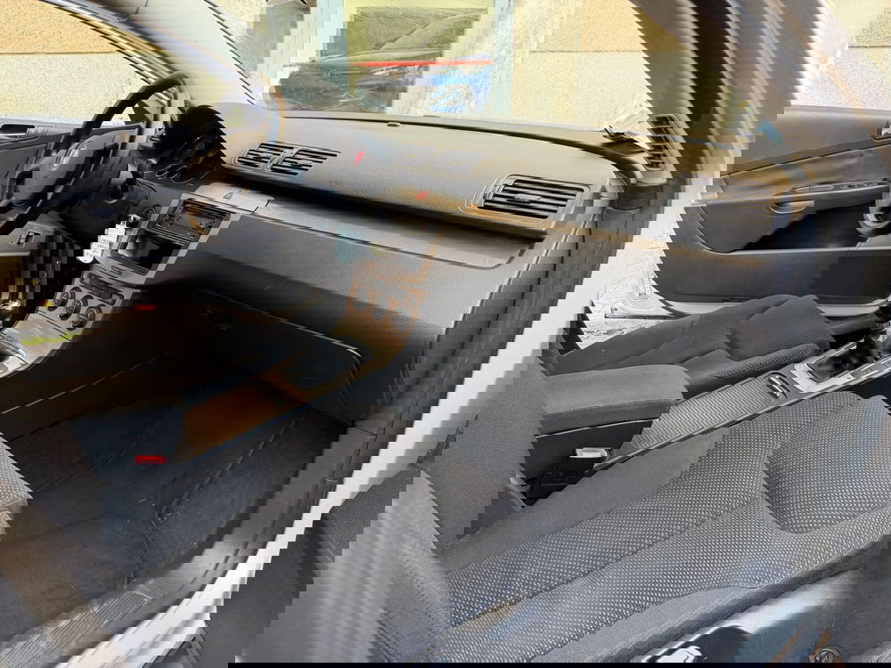 Volkswagen Passat Variant usata a Genova (9)