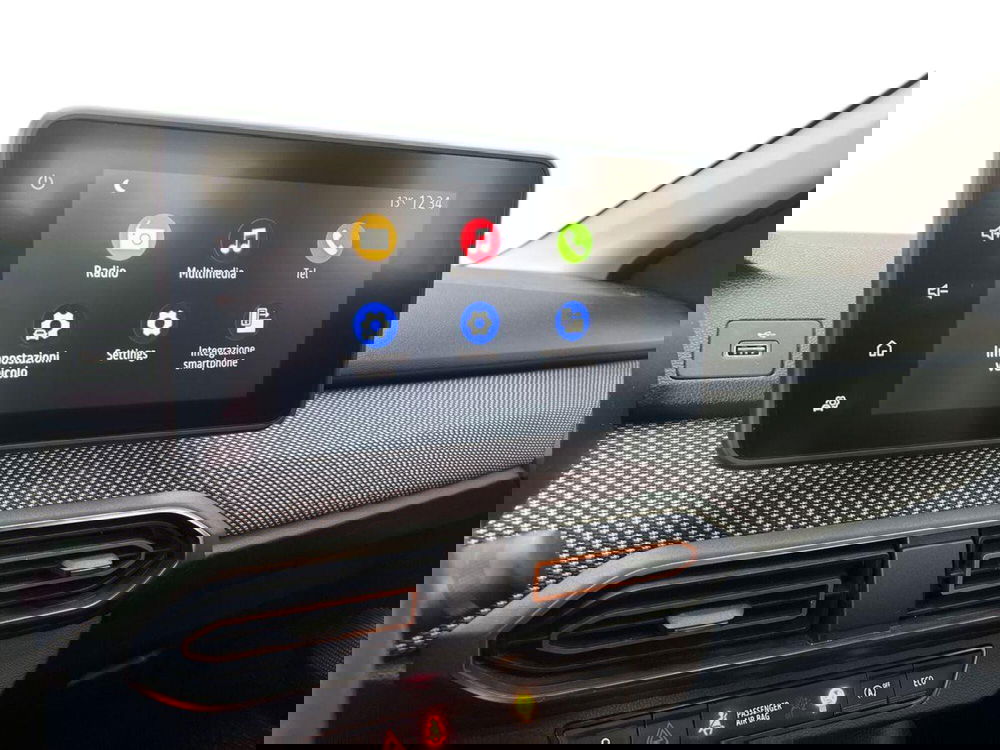 Dacia Sandero usata a Roma (14)