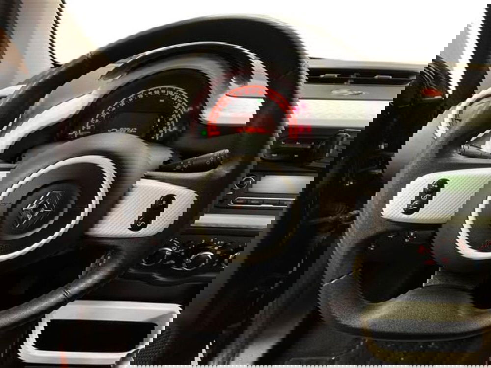 Renault Twingo usata a Como (16)