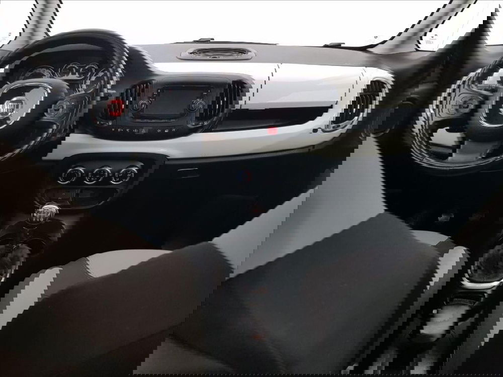 Fiat 500L usata a Lucca (13)