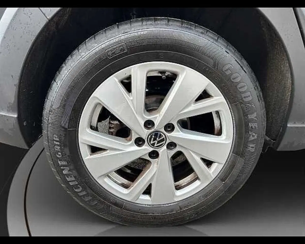 Volkswagen Taigo usata a Roma (11)