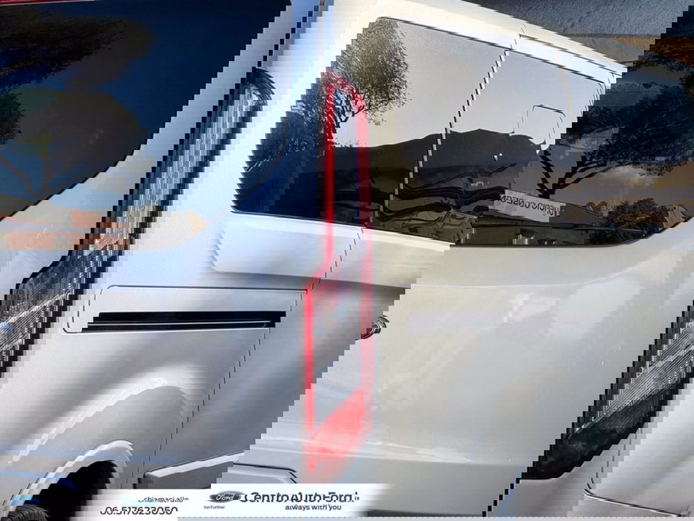 Ford Tourneo Custom usata a Roma (16)