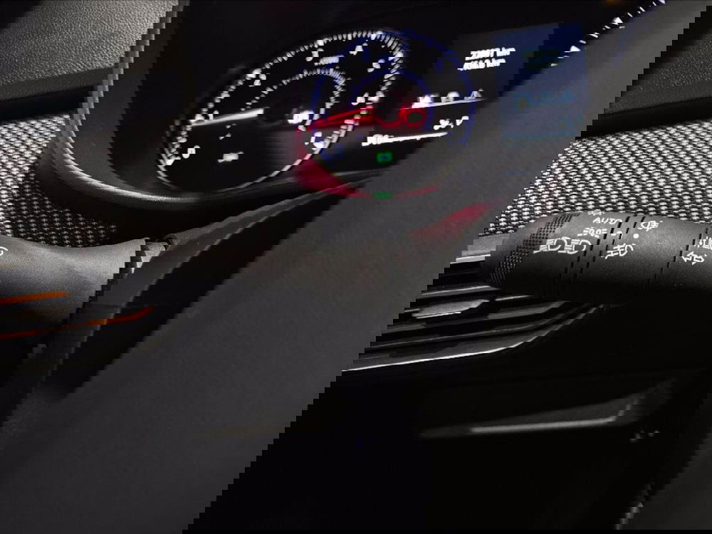 Dacia Sandero usata a Palermo (16)