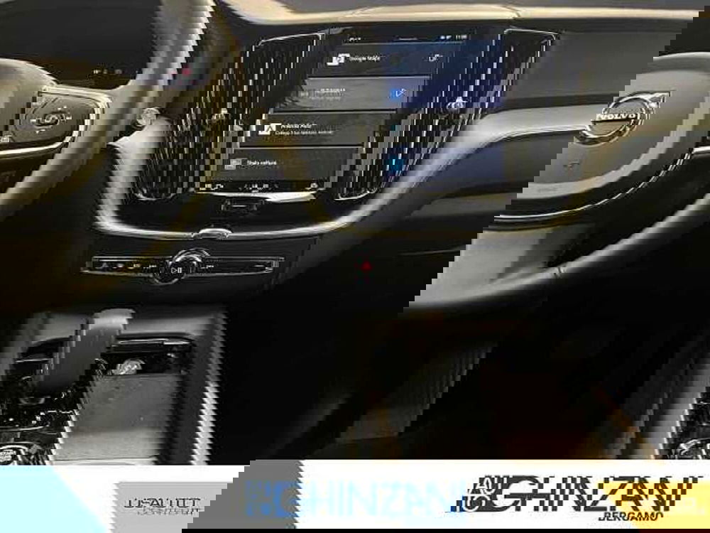 Volvo XC60 usata a Bergamo (10)