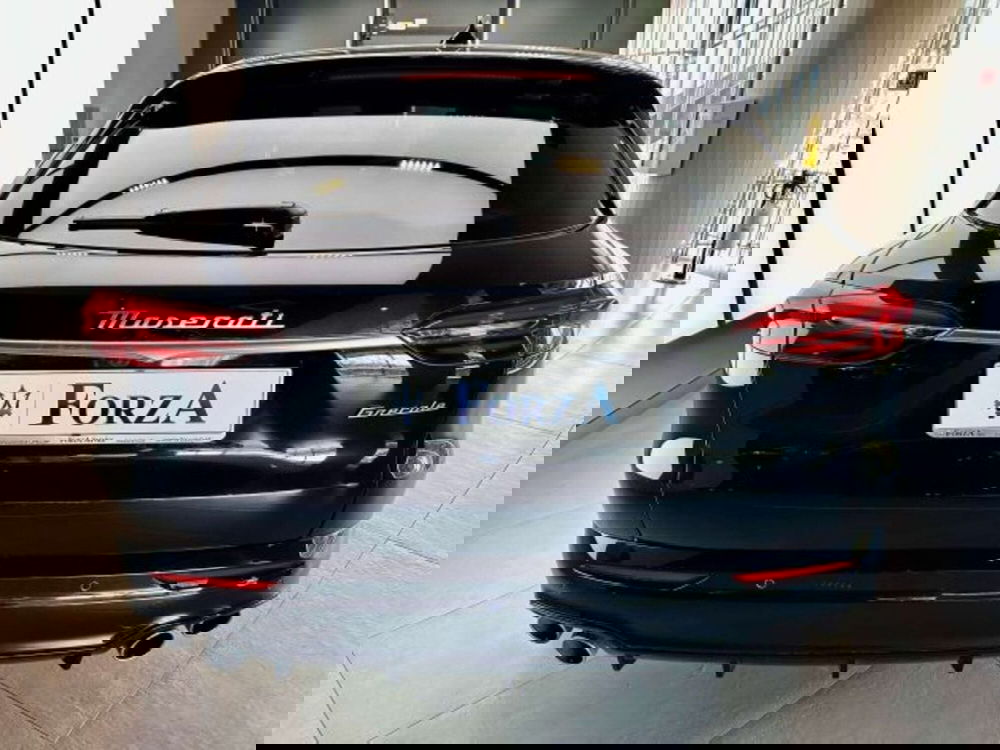 Maserati Grecale usata a Torino (7)