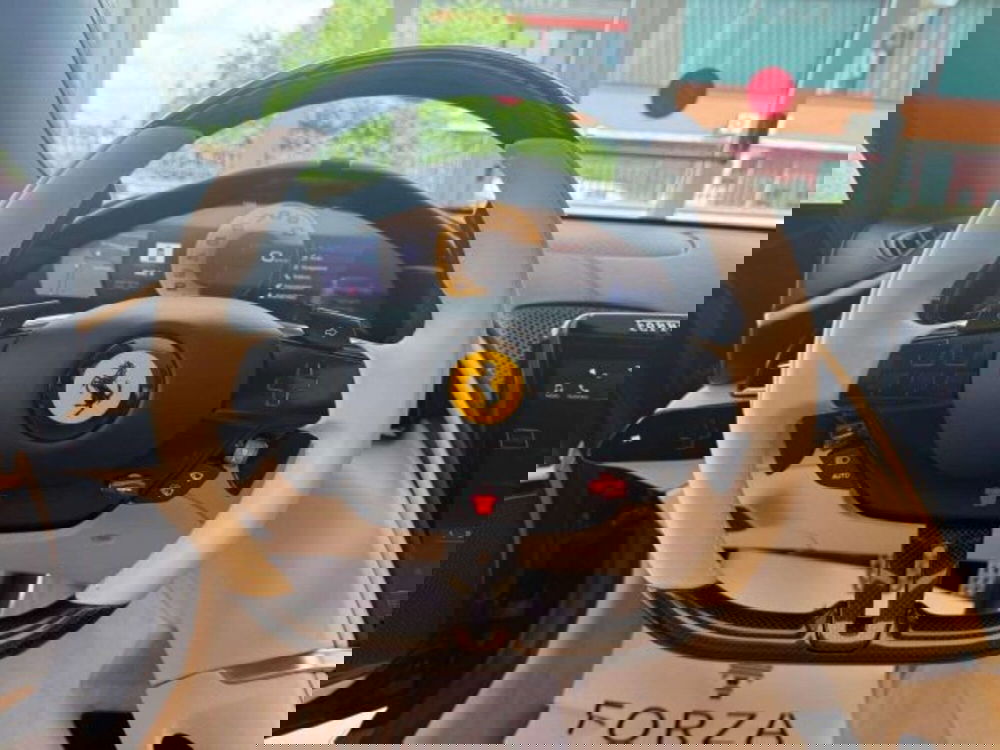 Ferrari Roma Spider usata a Torino (10)