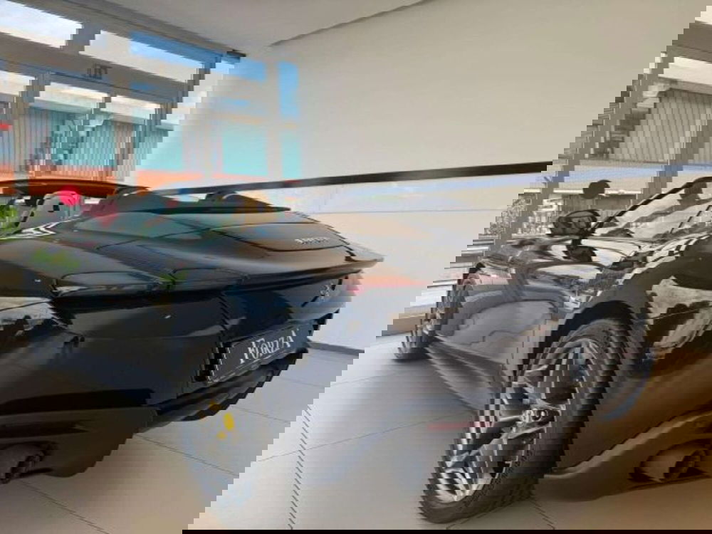 Ferrari Roma Spider usata a Torino (13)