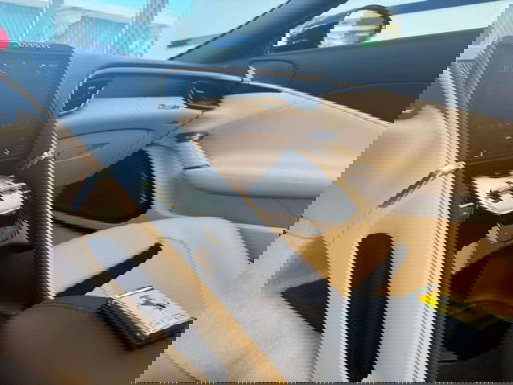 Ferrari Roma Spider usata a Torino (9)