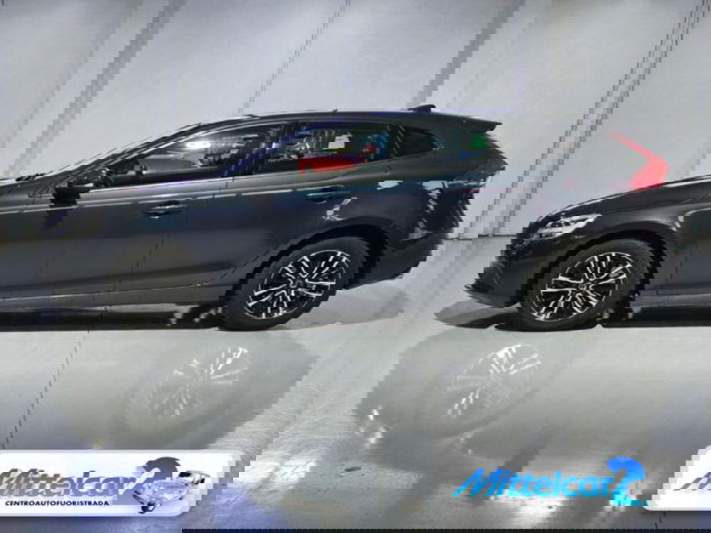 Volvo V40 usata a Udine (2)