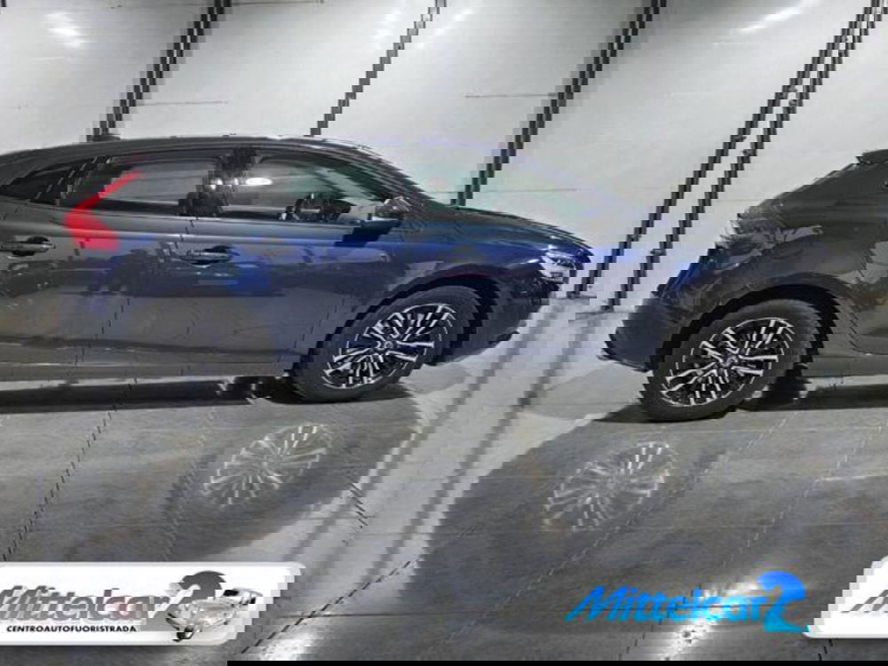 Volvo V40 usata a Udine (5)