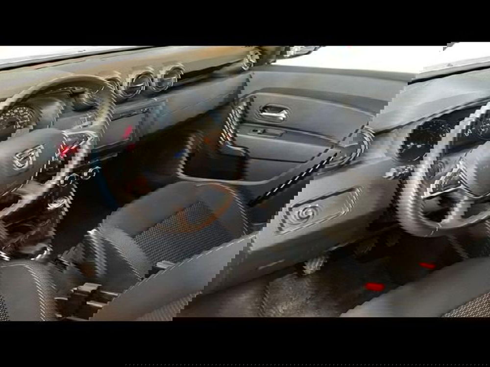 Dacia Duster usata a Firenze (10)