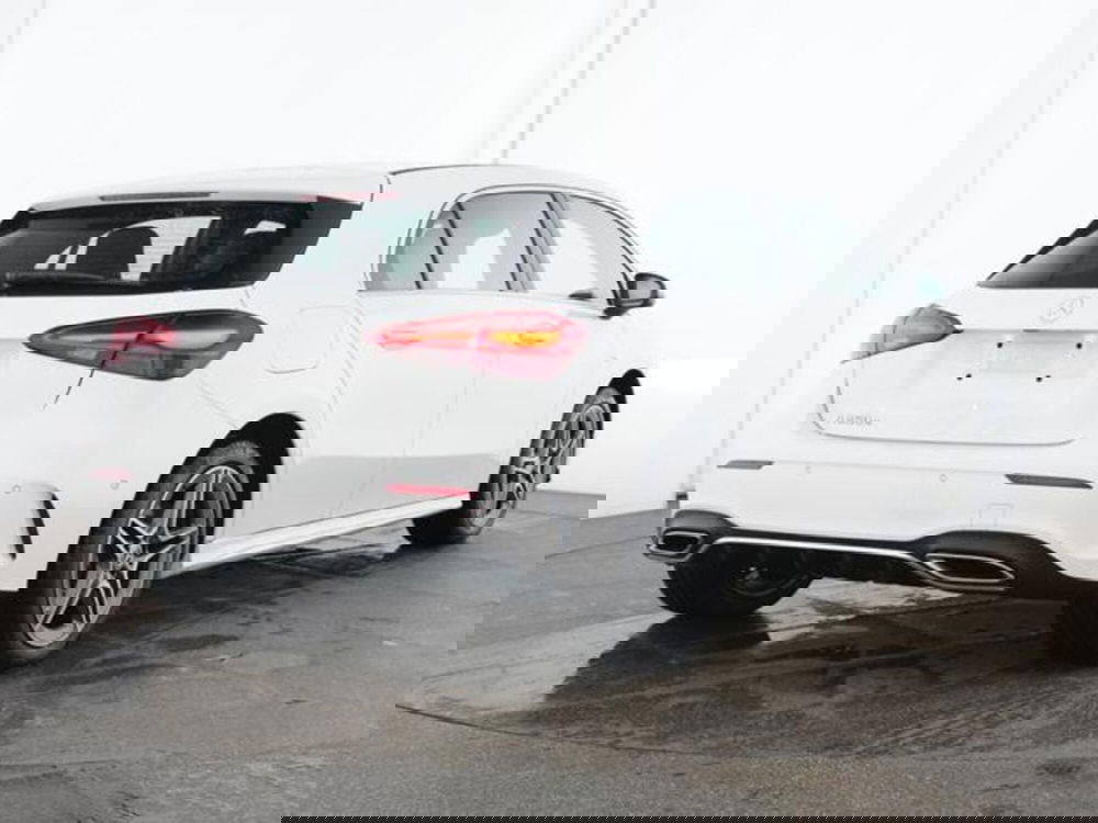 Mercedes-Benz Classe A Sedan usata a Milano (2)