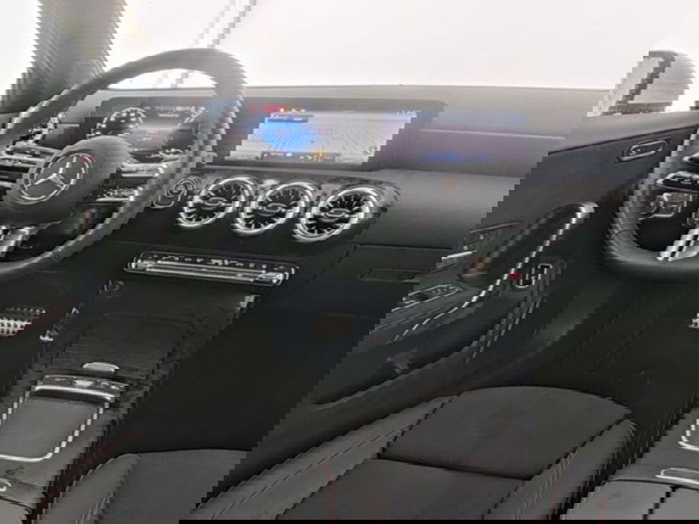 Mercedes-Benz Classe A Sedan usata a Milano (4)