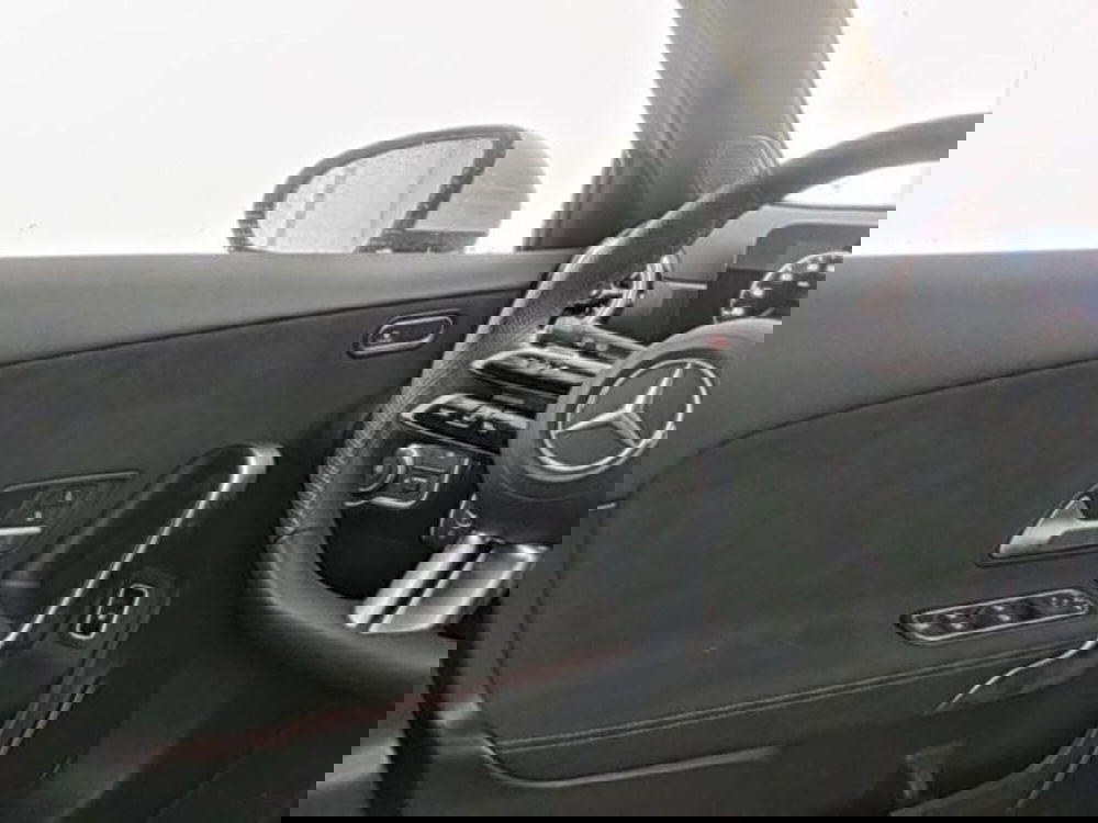 Mercedes-Benz Classe A Sedan usata a Milano (5)