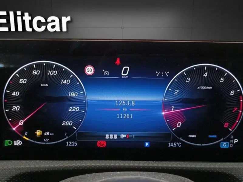 Mercedes-Benz CLA Shooting Brake usata a Milano (14)