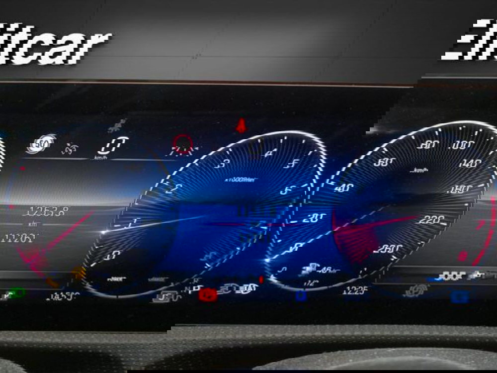 Mercedes-Benz CLA Shooting Brake usata a Milano (14)