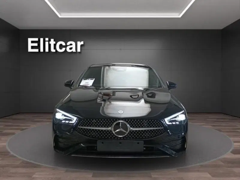 Mercedes-Benz CLA Shooting Brake usata a Milano (3)