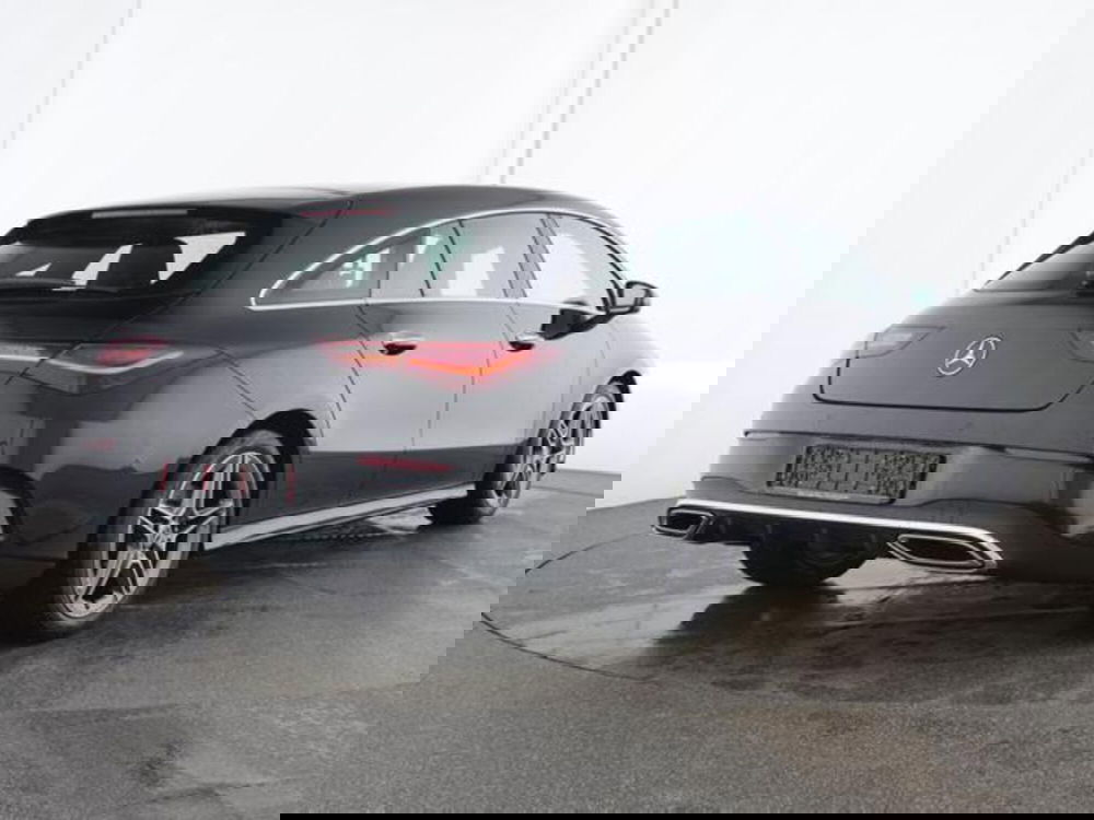 Mercedes-Benz CLA Shooting Brake usata a Milano (3)