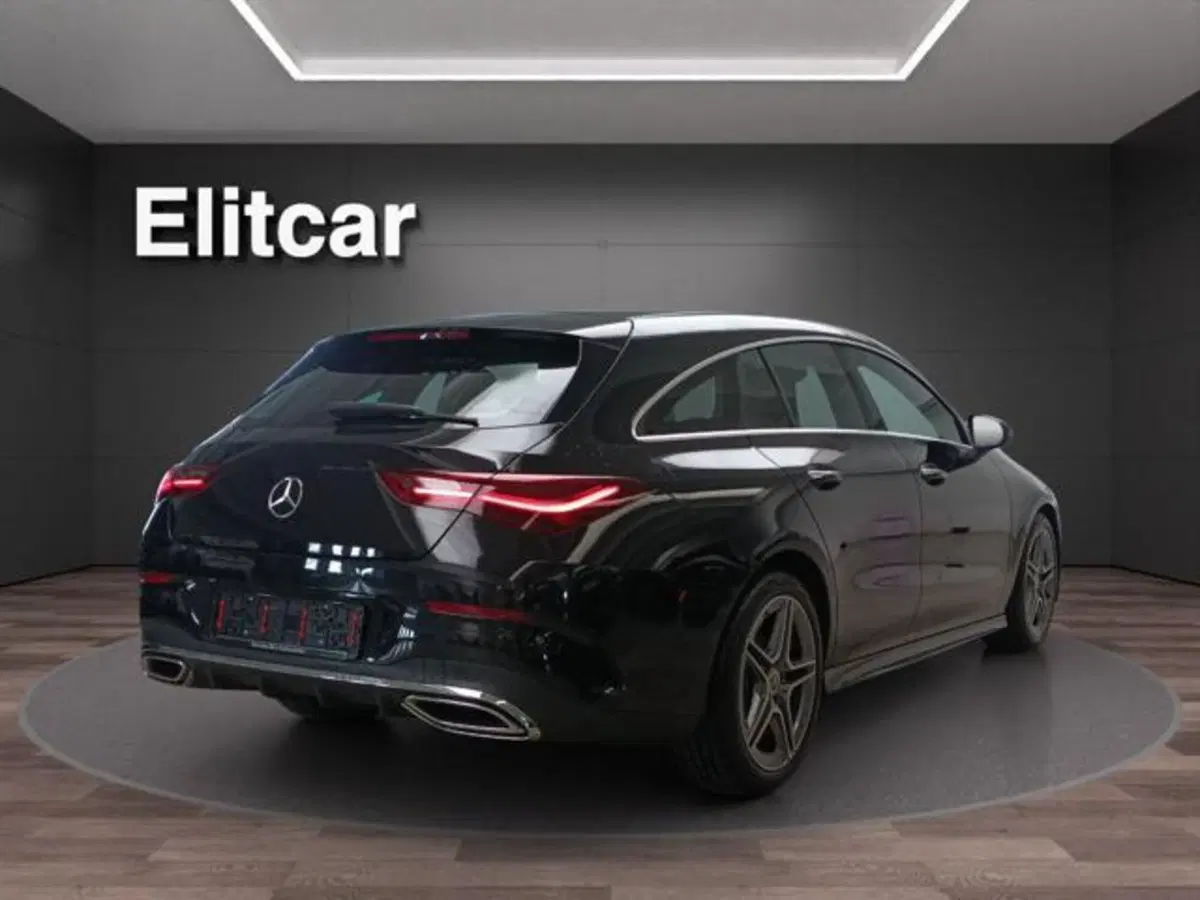 Mercedes-Benz CLA Shooting Brake usata a Milano (8)