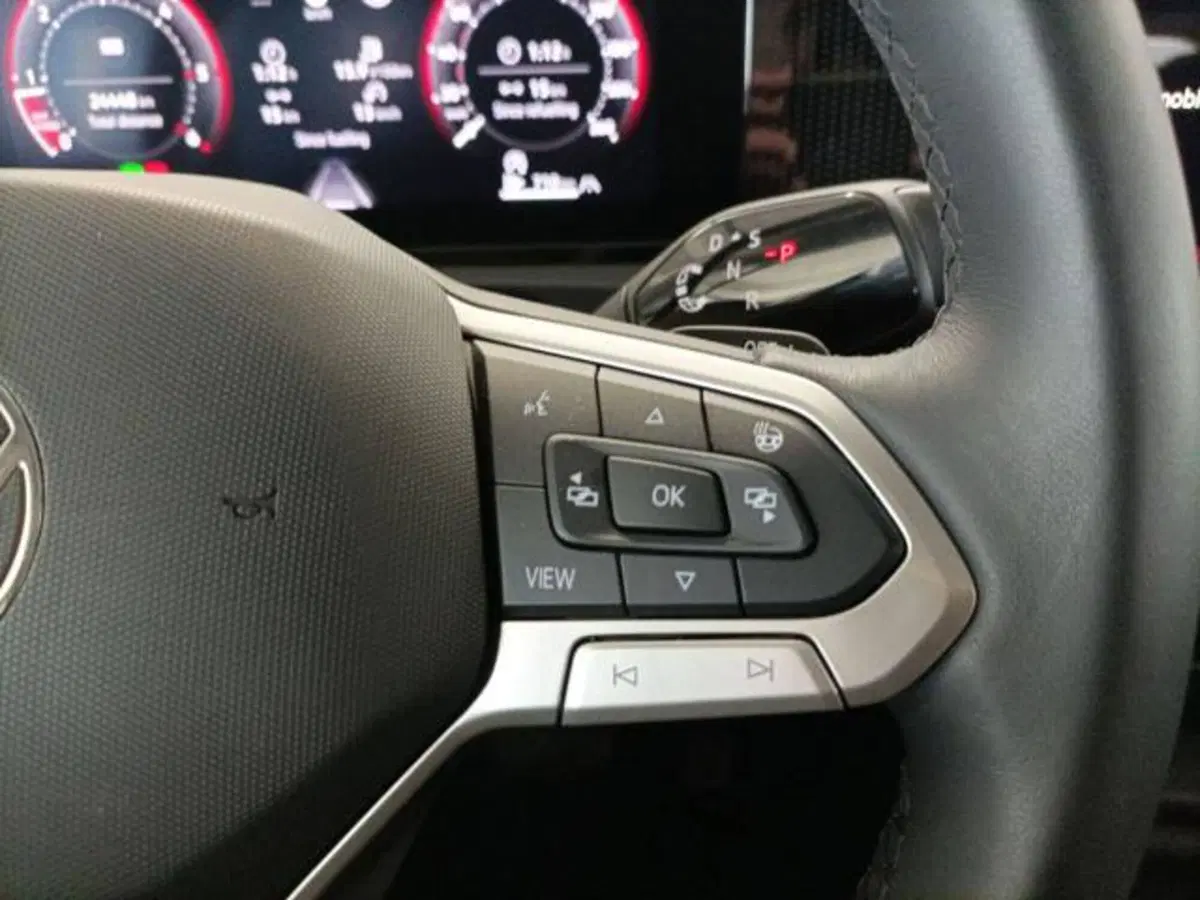 Volkswagen Tiguan usata a Milano (14)